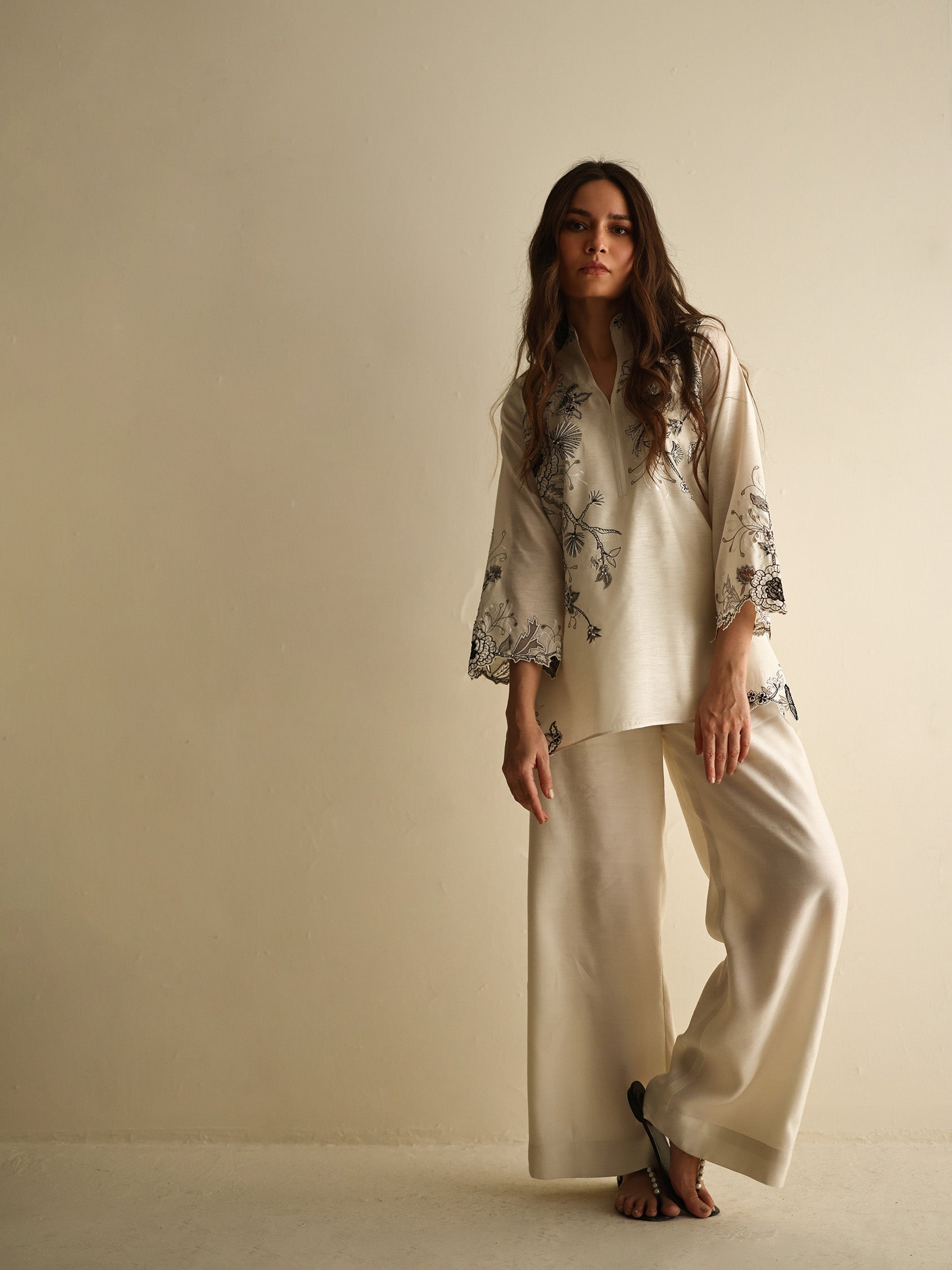 CHIRA W PANT 001