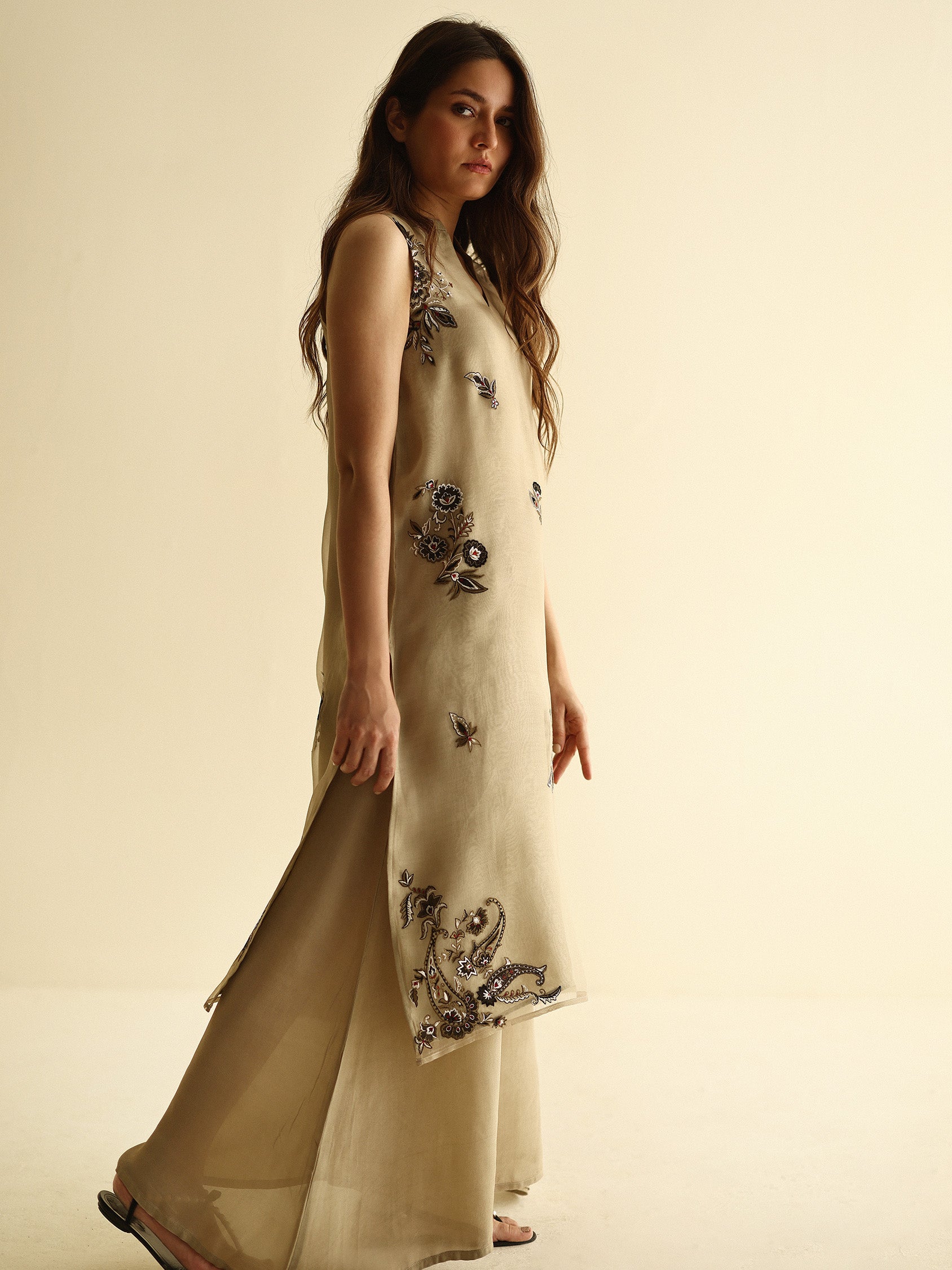 ELHAAM W PANT 01