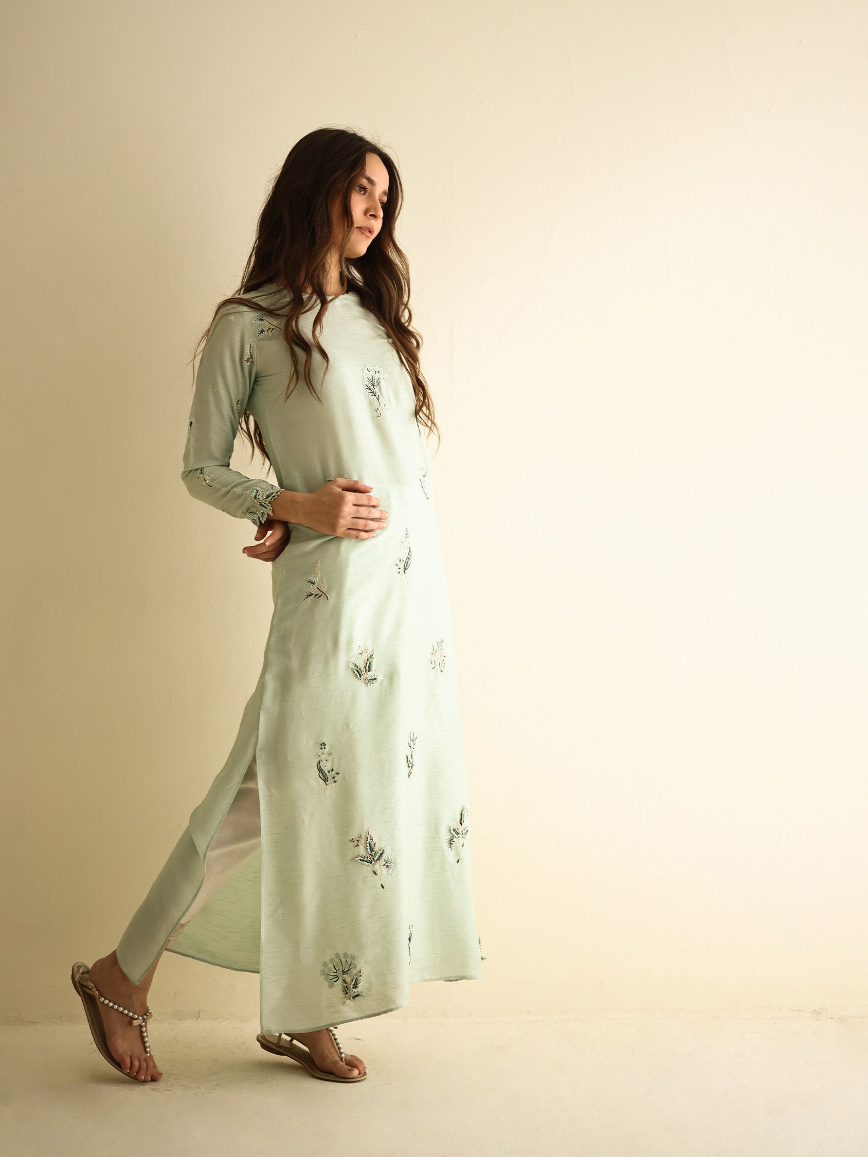 NISHA 02