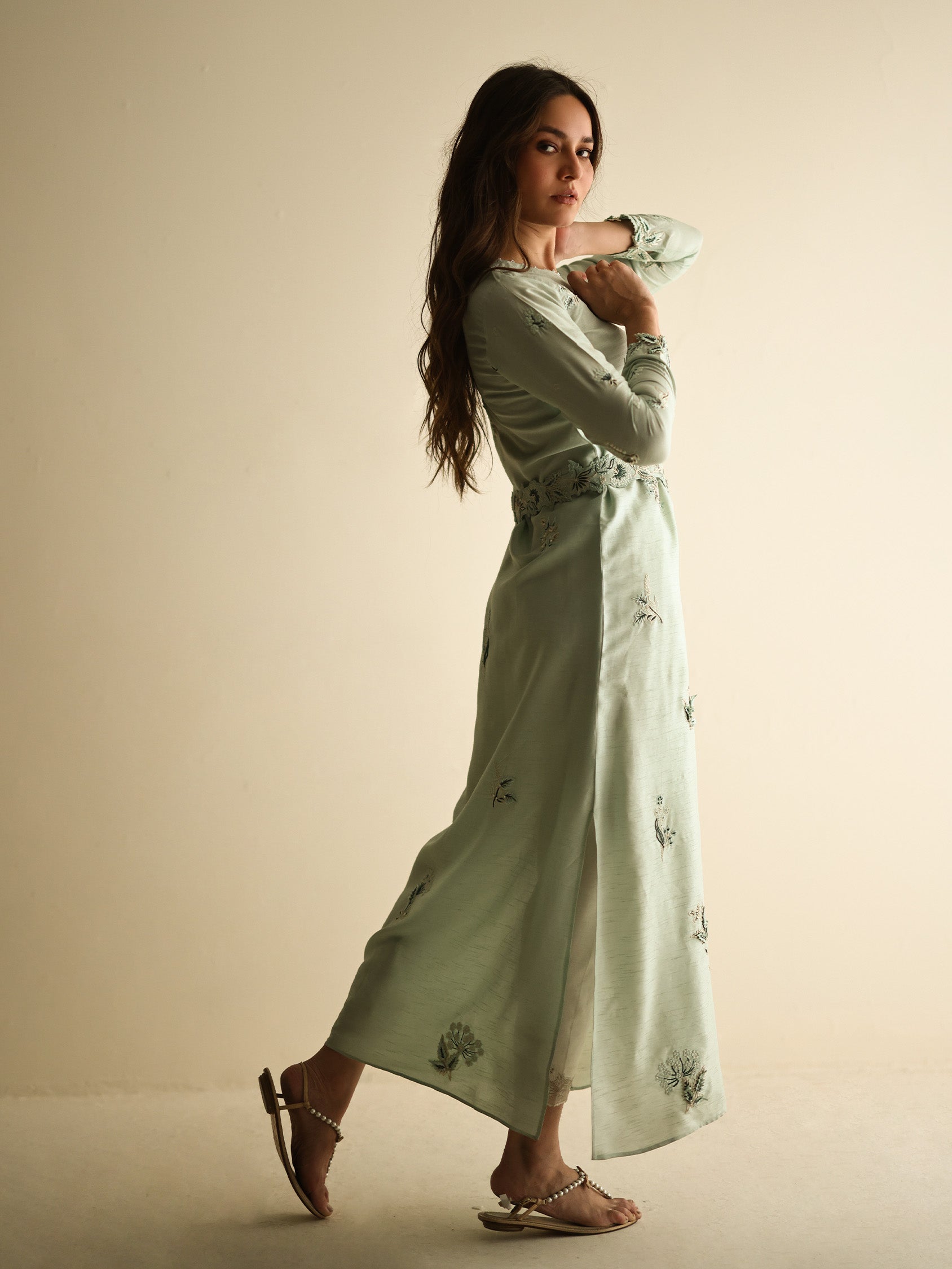 NISHA 02