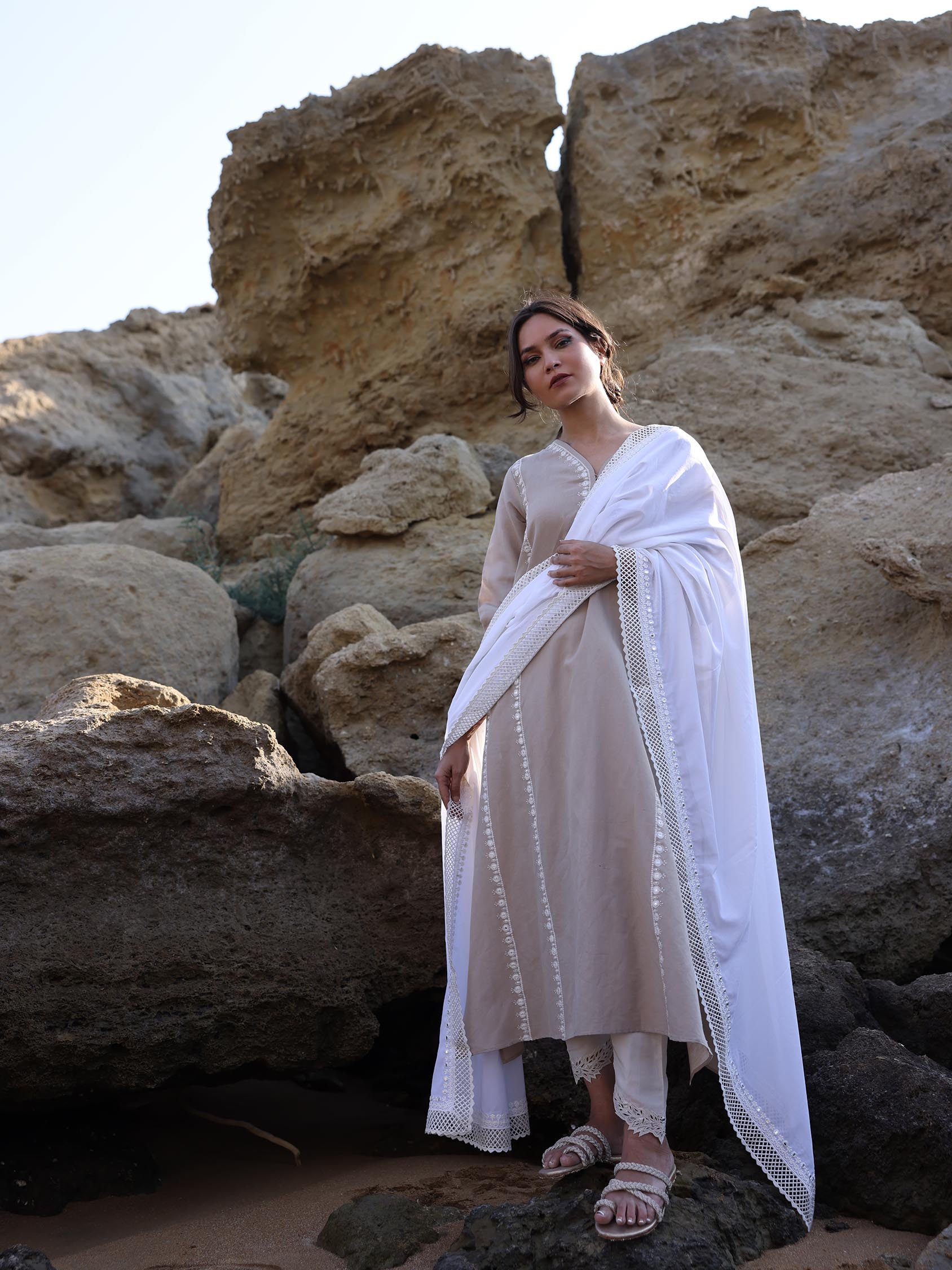 IMAAN DUPATTA